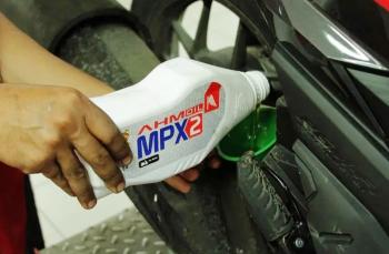 Tips Memilih Oli Sepeda Motor yang Tepat